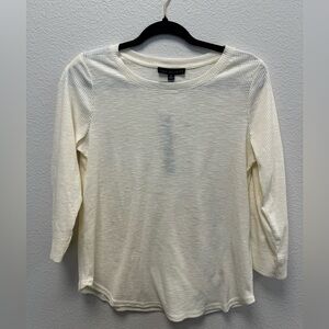New with tags soft ribbed long sleeve.